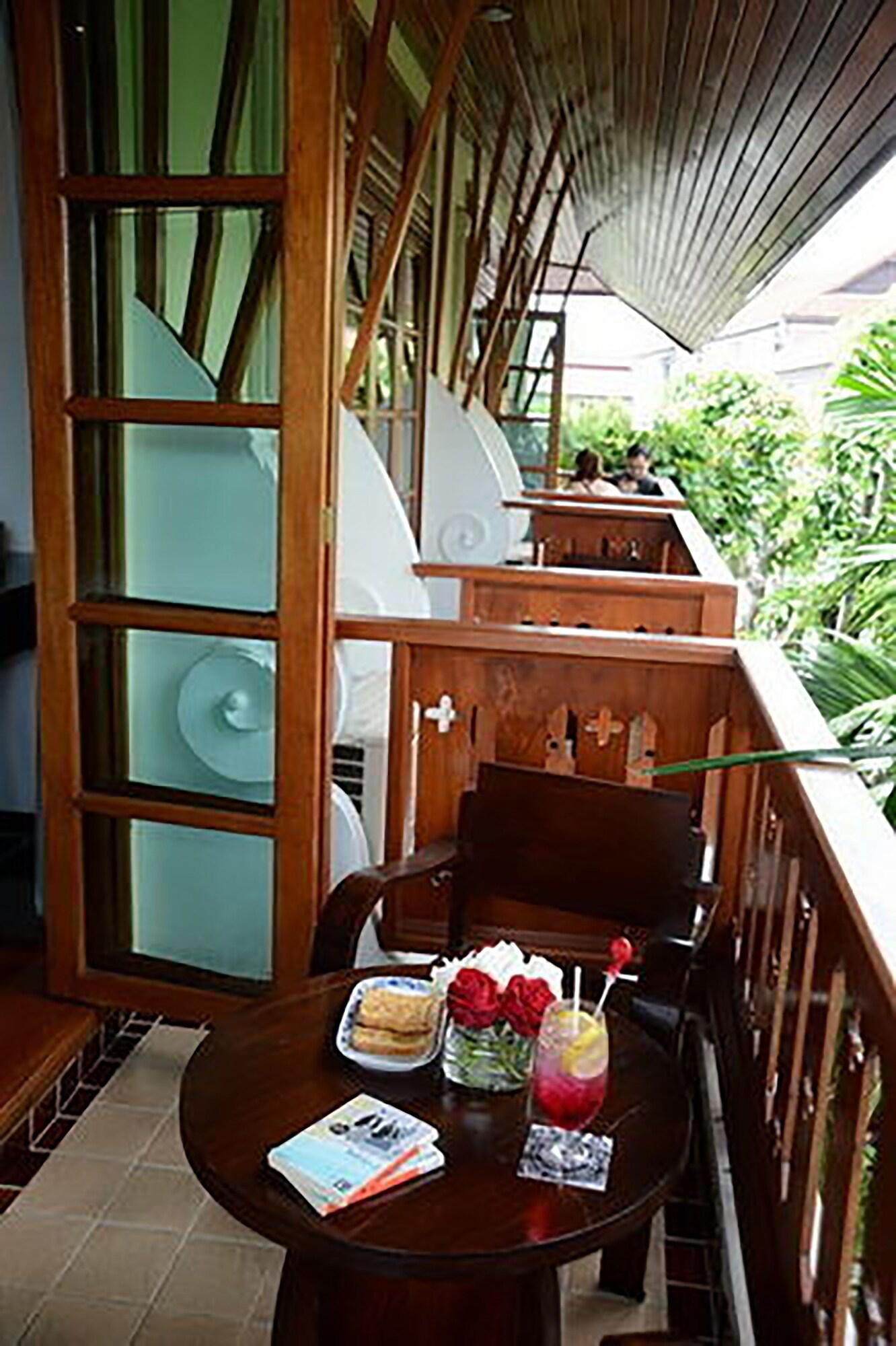 Sripat Guesthouse Sha Extra Plus Chiang Mai Esterno foto
