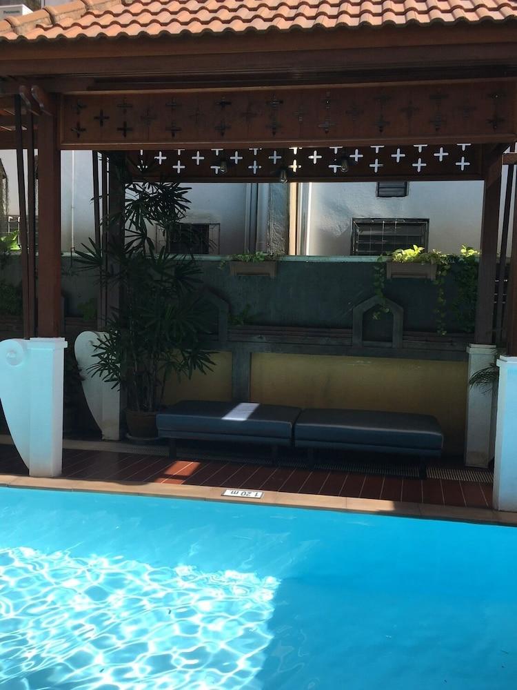 Sripat Guesthouse Sha Extra Plus Chiang Mai Esterno foto