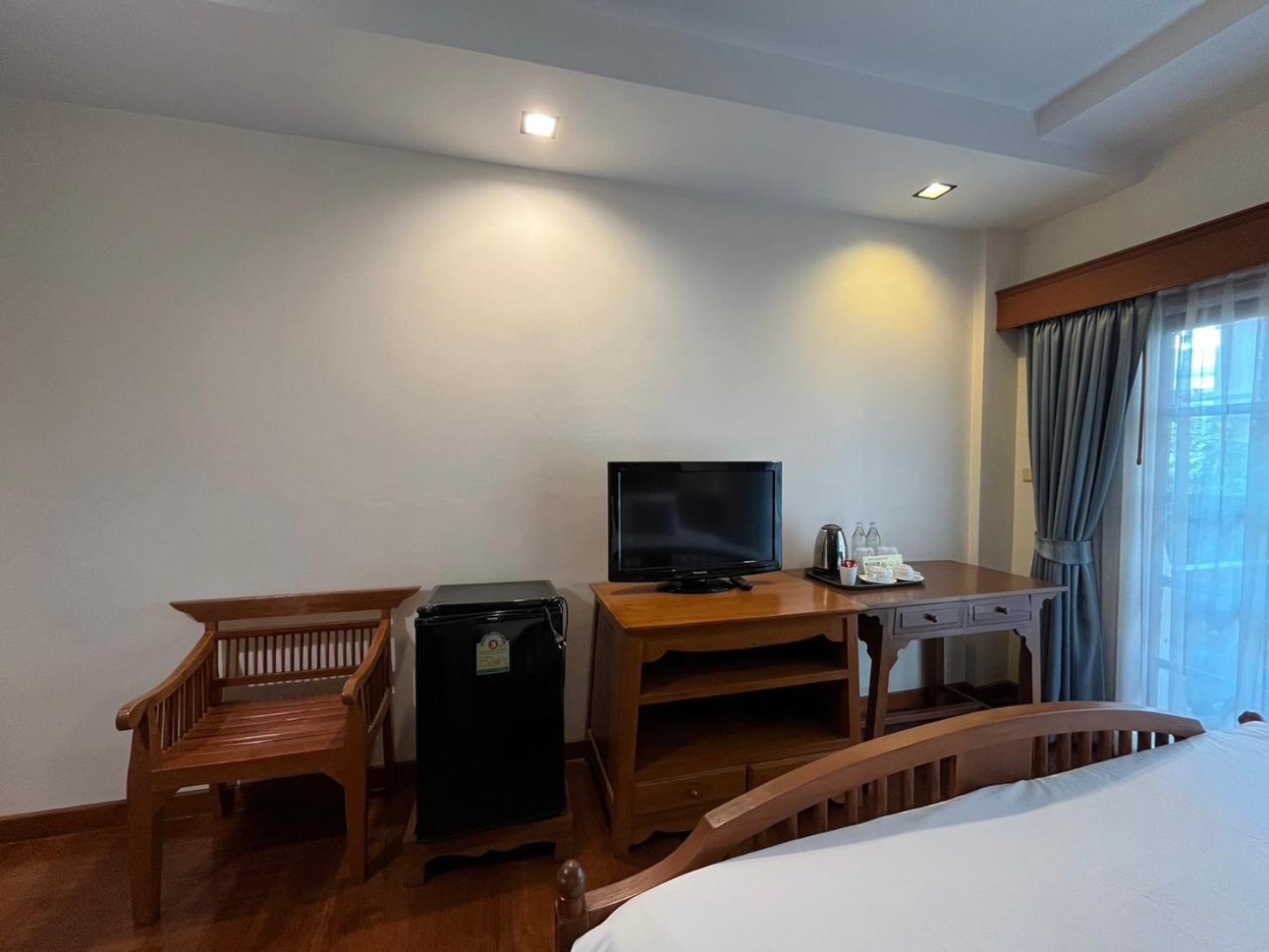 Sripat Guesthouse Sha Extra Plus Chiang Mai Esterno foto