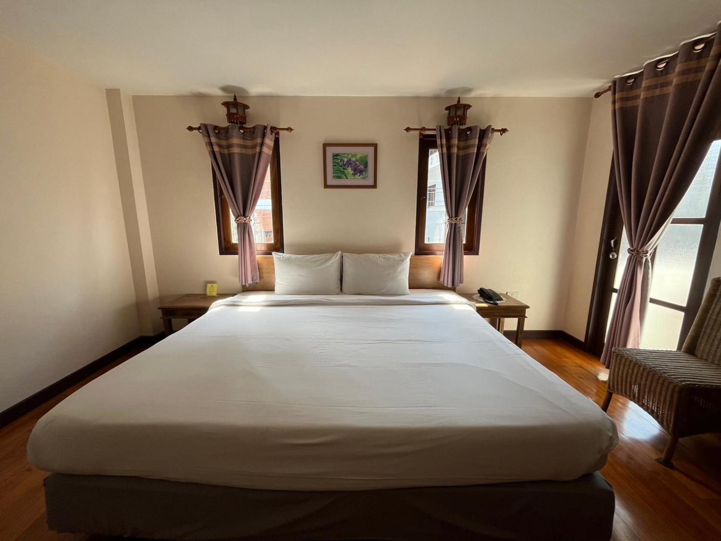 Sripat Guesthouse Sha Extra Plus Chiang Mai Esterno foto