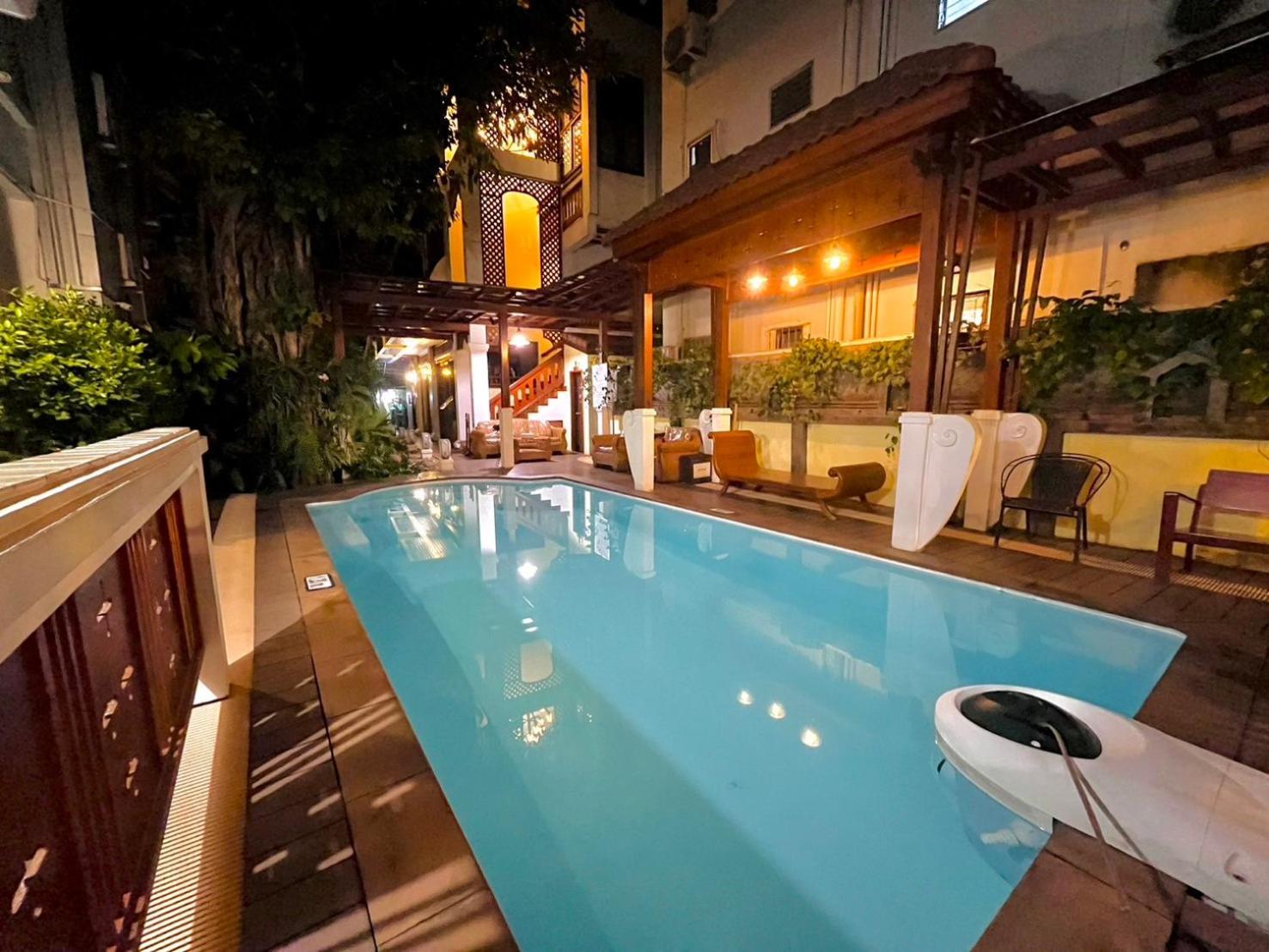 Sripat Guesthouse Sha Extra Plus Chiang Mai Esterno foto