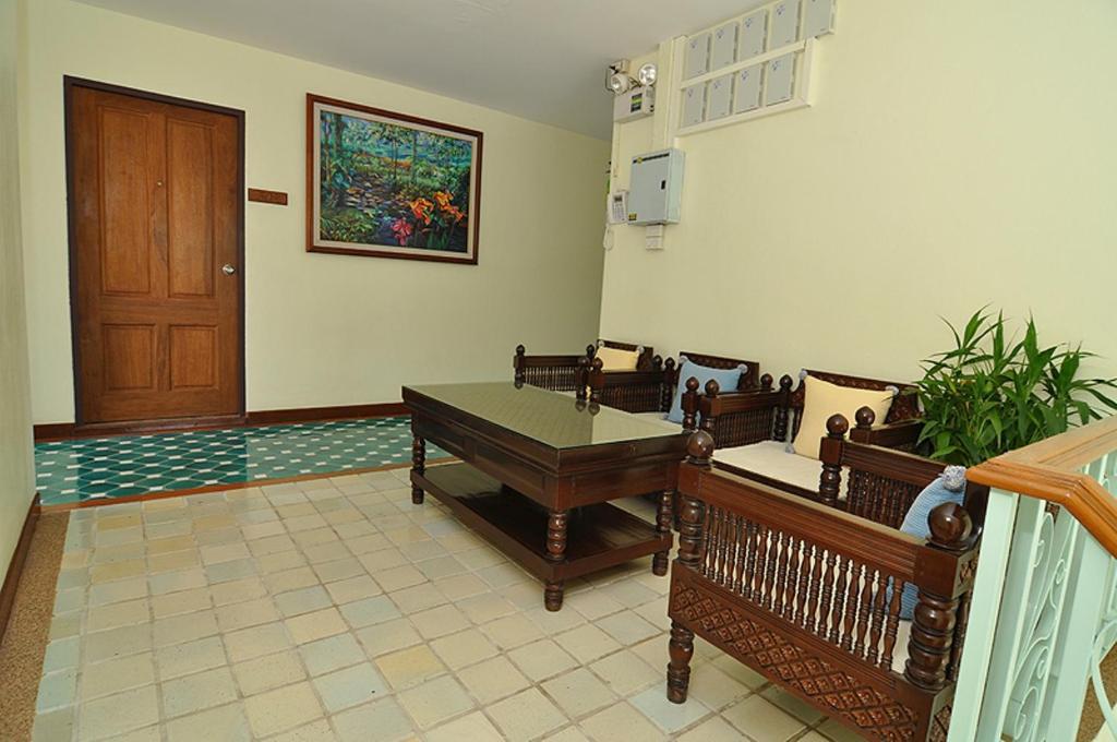Sripat Guesthouse Sha Extra Plus Chiang Mai Esterno foto